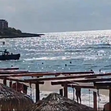 Garden Of Eden - Panorama C2 *