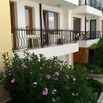 Apartment Garden Of Eden - Panorama C2 Reymar