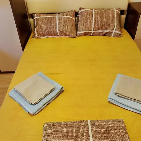 Garden Of Eden - Panorama C2 アパート