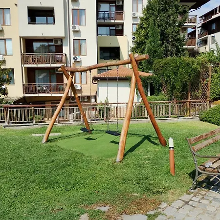 Garden Of Eden - Panorama C2 *