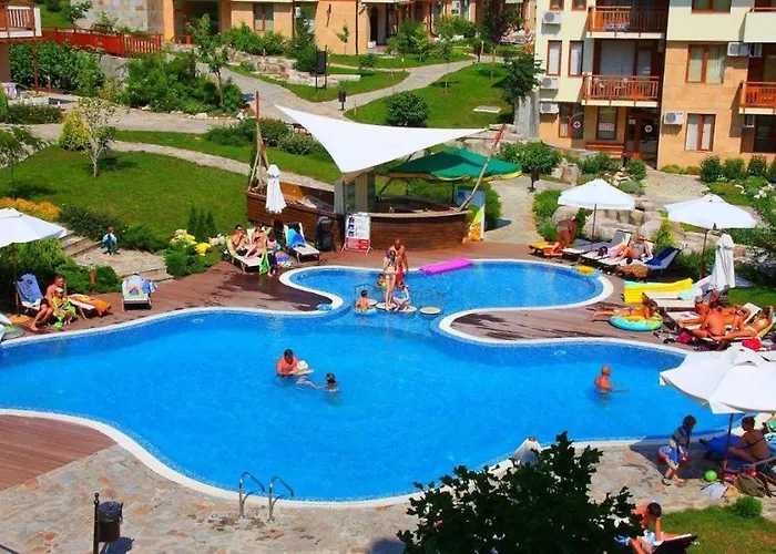 Garden Of Eden - Panorama C2