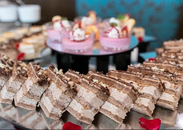 Garden Of Eden - Panorama C2 סבטי ולאס