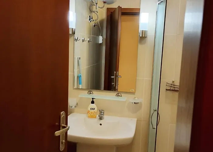 Garden Of Eden - Panorama C2