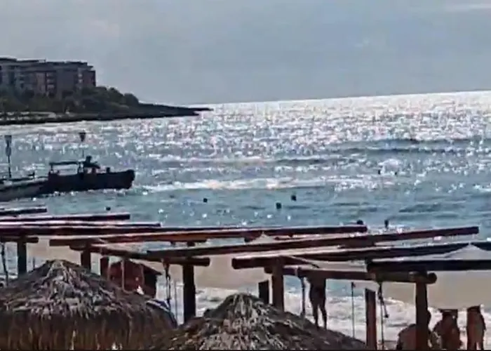 Garden Of Eden - Panorama C2 *