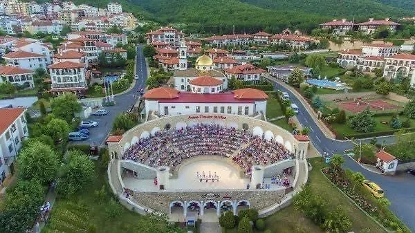 Garden Of Eden - Panorama C2 *